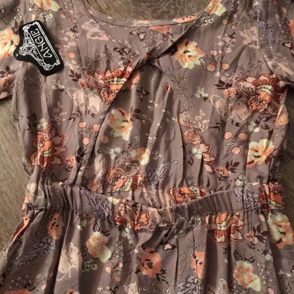 Sundress - Picture 3 of 4